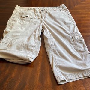 DKNY Shorts /cargo beige color semi high waisted . No rips -like new size 8